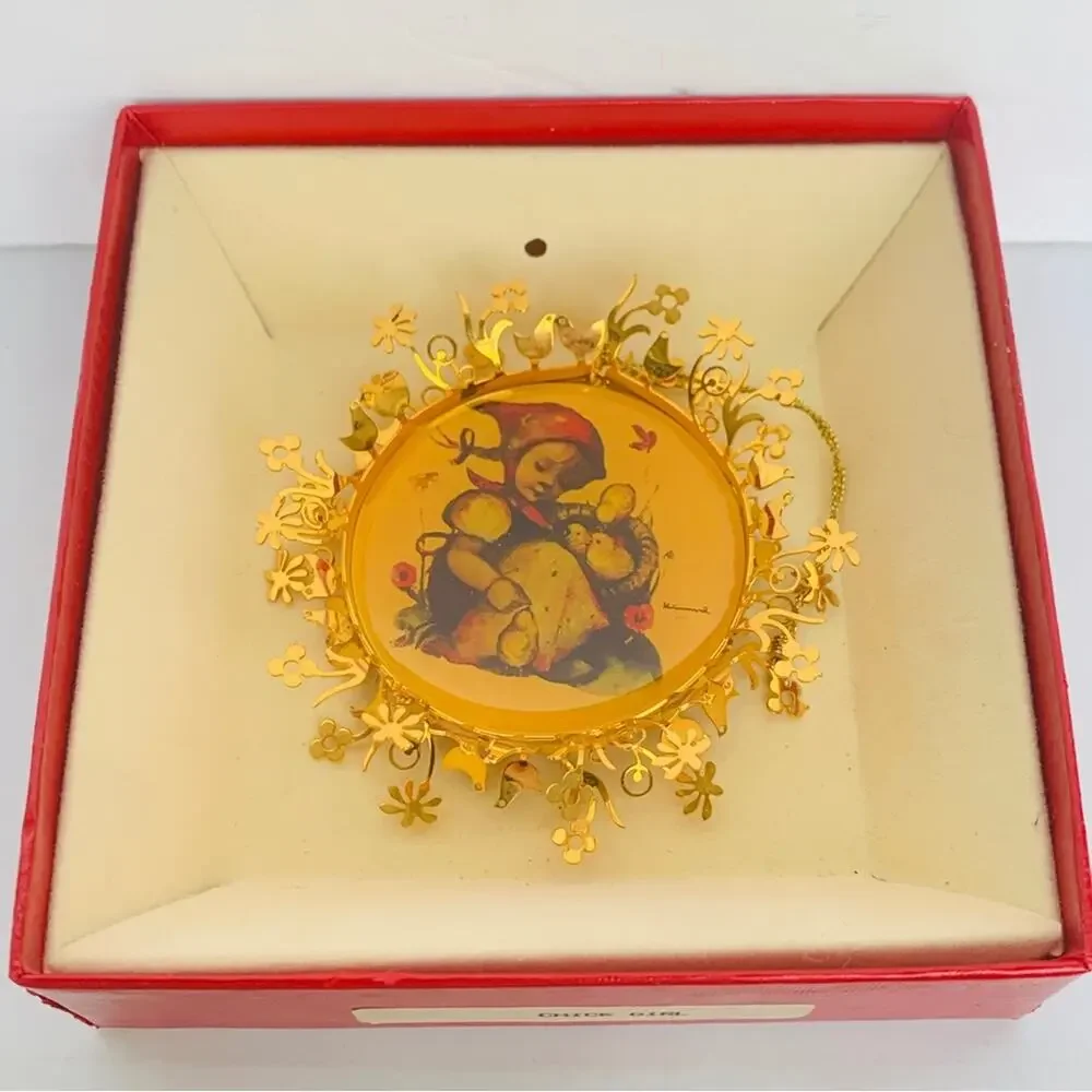1986 Hummel Gold Ornament